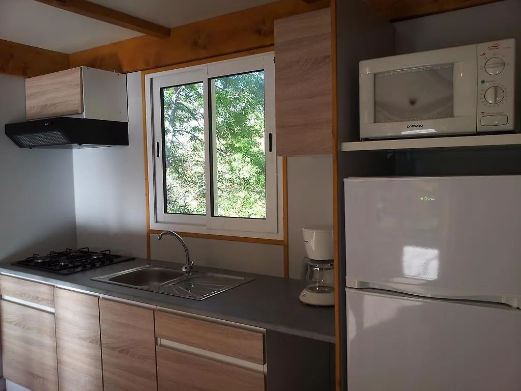 Camping La Pierre De L'Aigle Villa La Breole