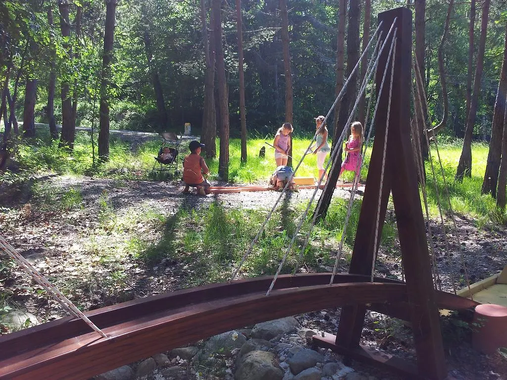 Camping La Pierre De L'Aigle Villa La Breole Campsite