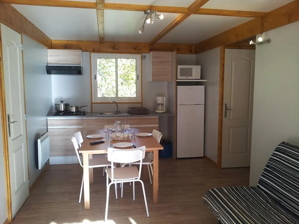 Camping La Pierre De L'Aigle Villa La Breole 3*,  France
